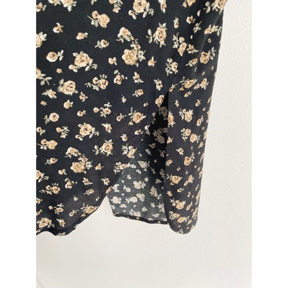 Vintage 90's Jones New York Tunic Vest // Black Ditsy Floral - Picture 2 of 6